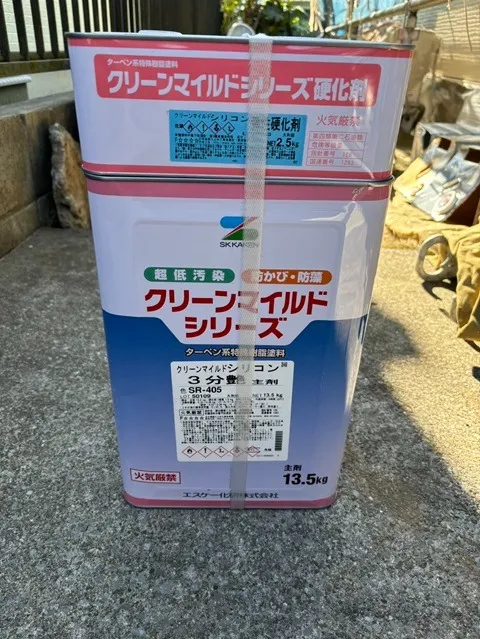 千葉県松戸市高塚新田　　S様邸　　屋根・外壁塗装工事　ー外壁中塗りー