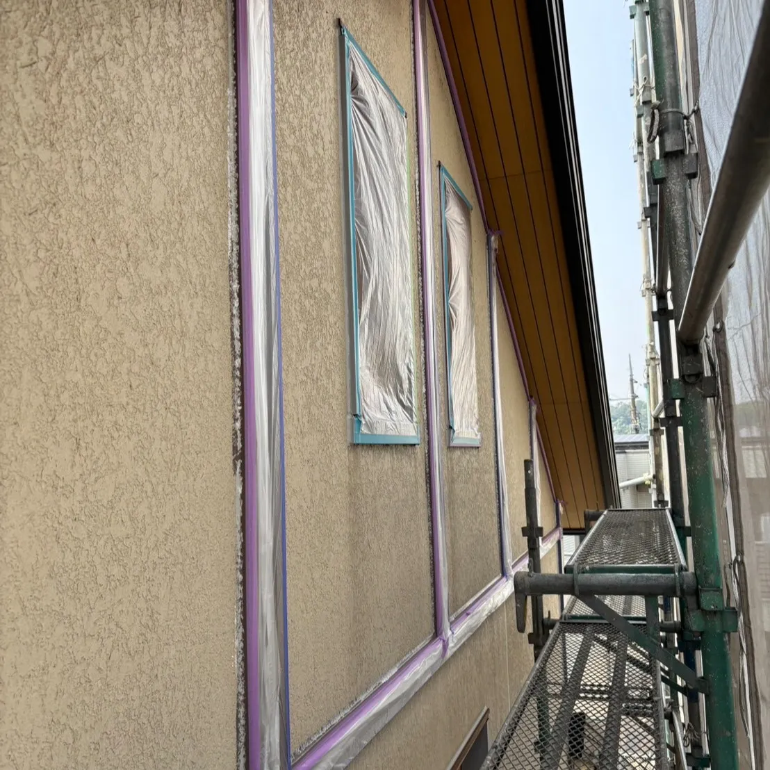 ー市川市H様邸窓等養生（外壁塗装工事）ー