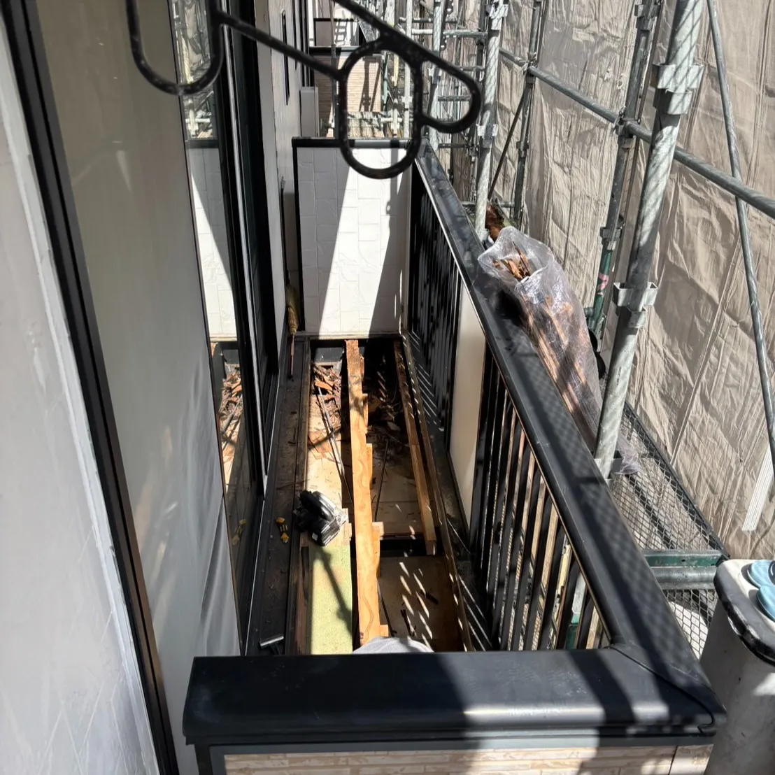 ー松戸市S様邸D棟コーキング打ち込み他(屋根・外壁塗装工事)...