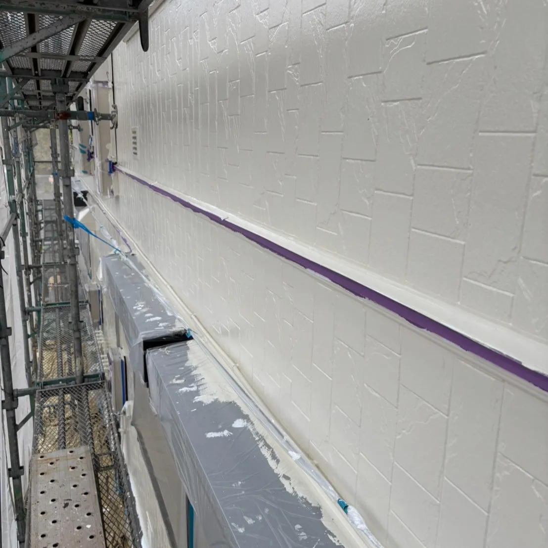 ー松戸市S様邸Ｅ棟外壁上塗り他（屋根・外壁塗装工事）－