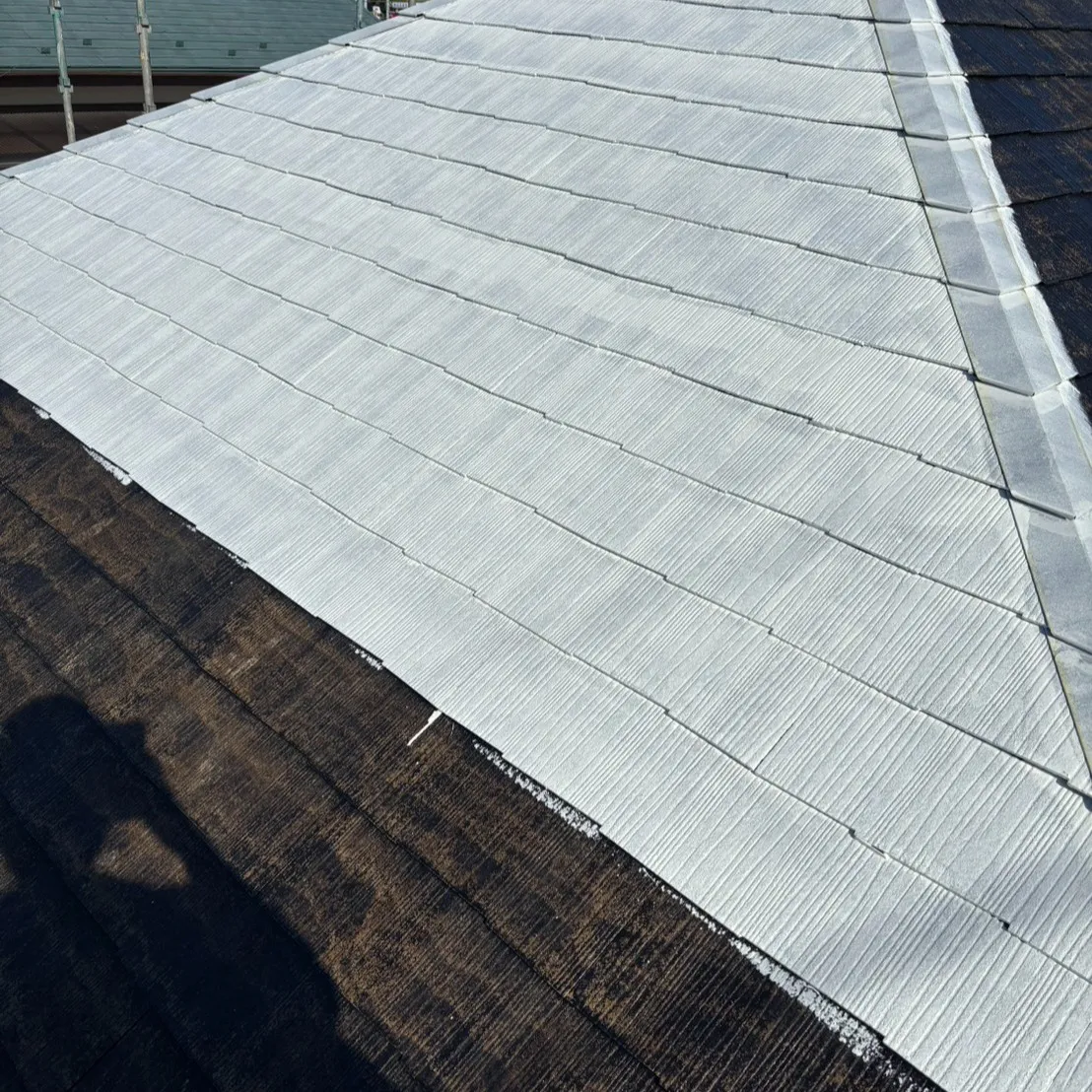 本日は、屋根部分のコロニアルの密着テストを行い、特に問題がな...