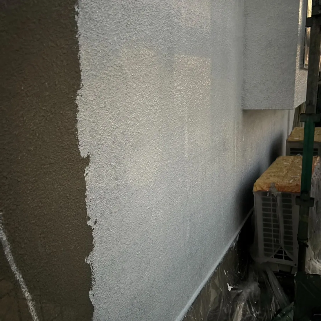 ー松戸市A様邸外壁下塗り(屋根・外壁塗装工事)-