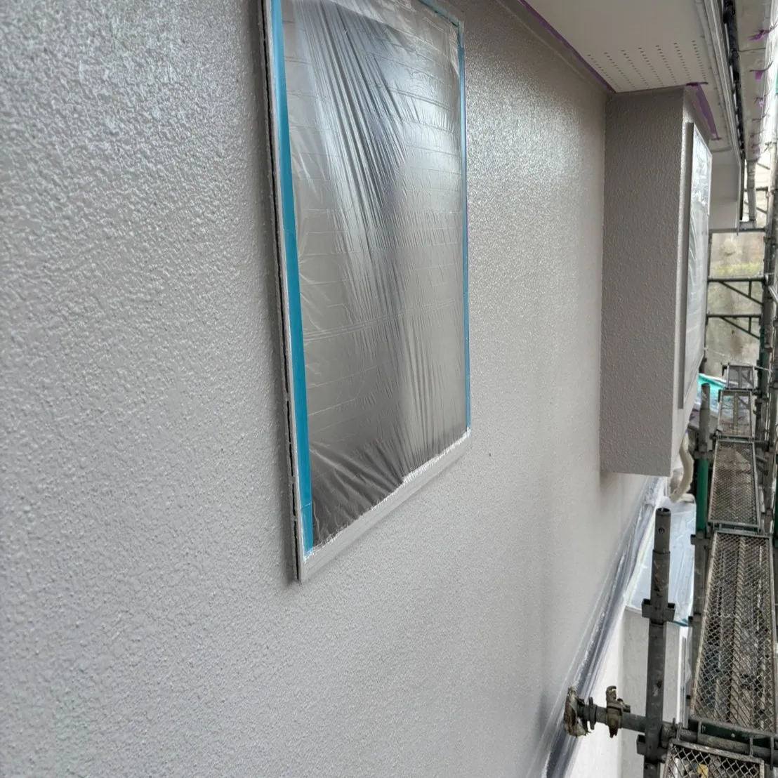 ー松戸市A様邸屋根・外壁中塗り（屋根・外壁塗装工事）－