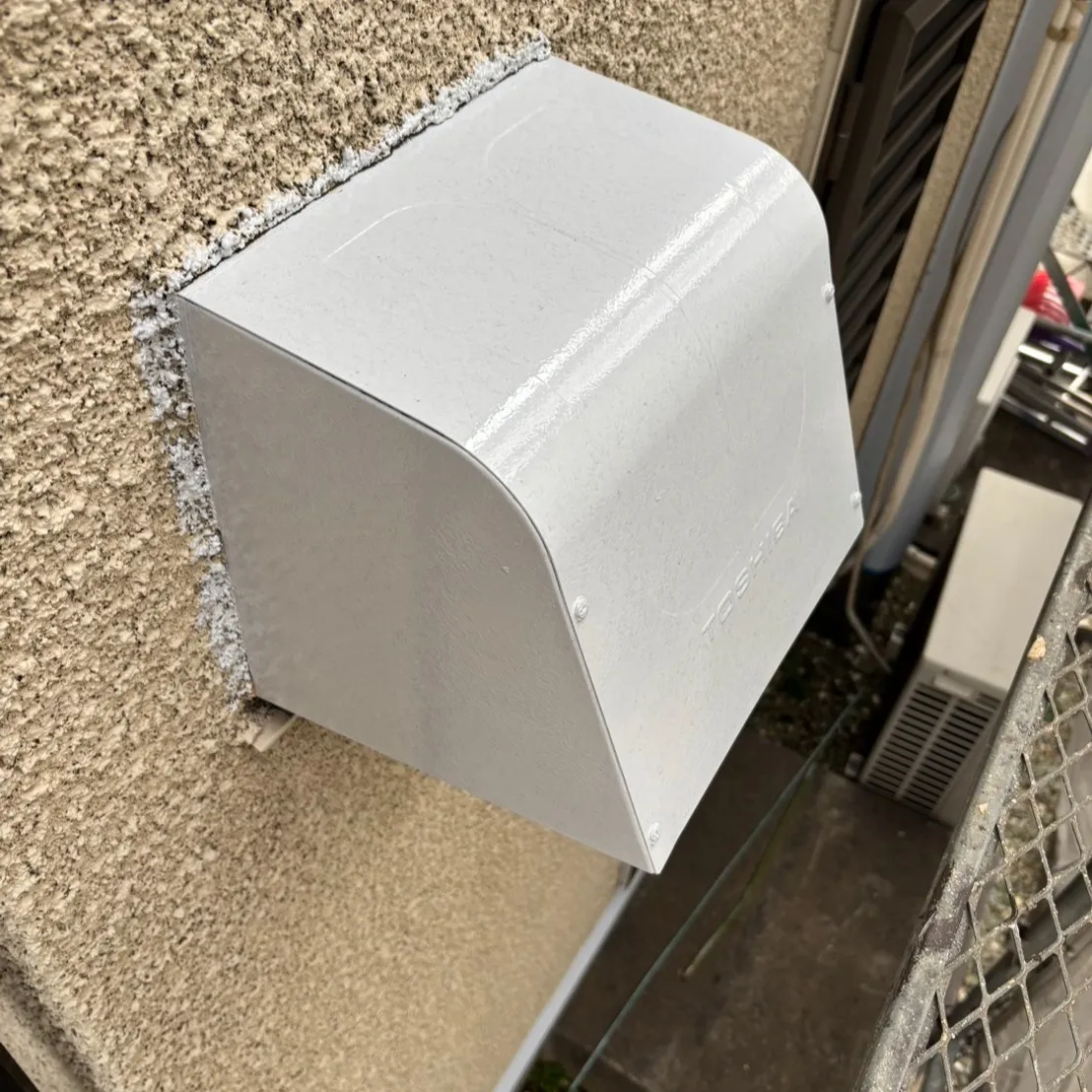 今日は松戸市のA様邸での作業後、午後から現場にお伺いし、鉄部...