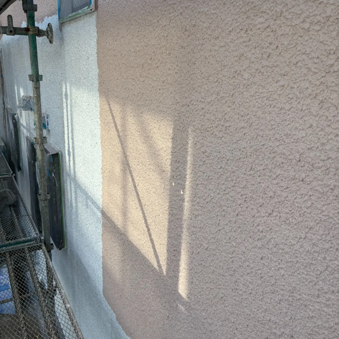 ー松戸市I様邸外壁中塗り他(屋根・外壁塗装工事)-