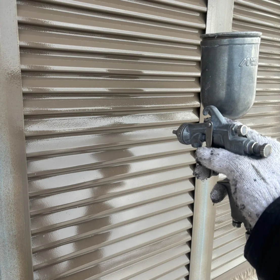 ー松戸市I様邸雨戸塗装他（屋根・外壁塗装工事）－