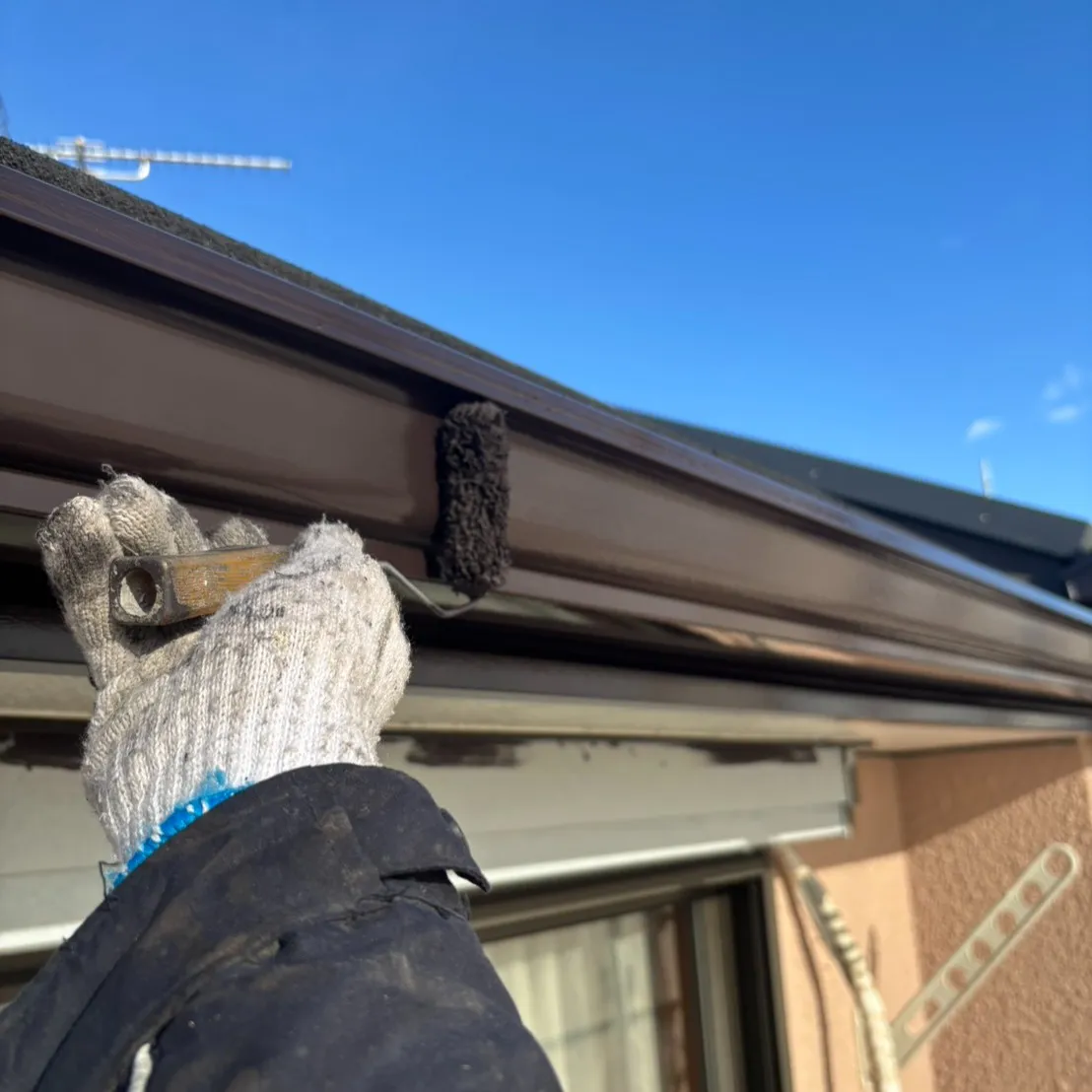 ー松戸市I様邸雨戸塗装他（屋根・外壁塗装工事）－