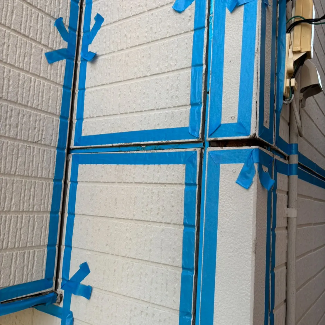 ー松戸市T様邸コーキング養生他(屋根・外壁塗装工事)-