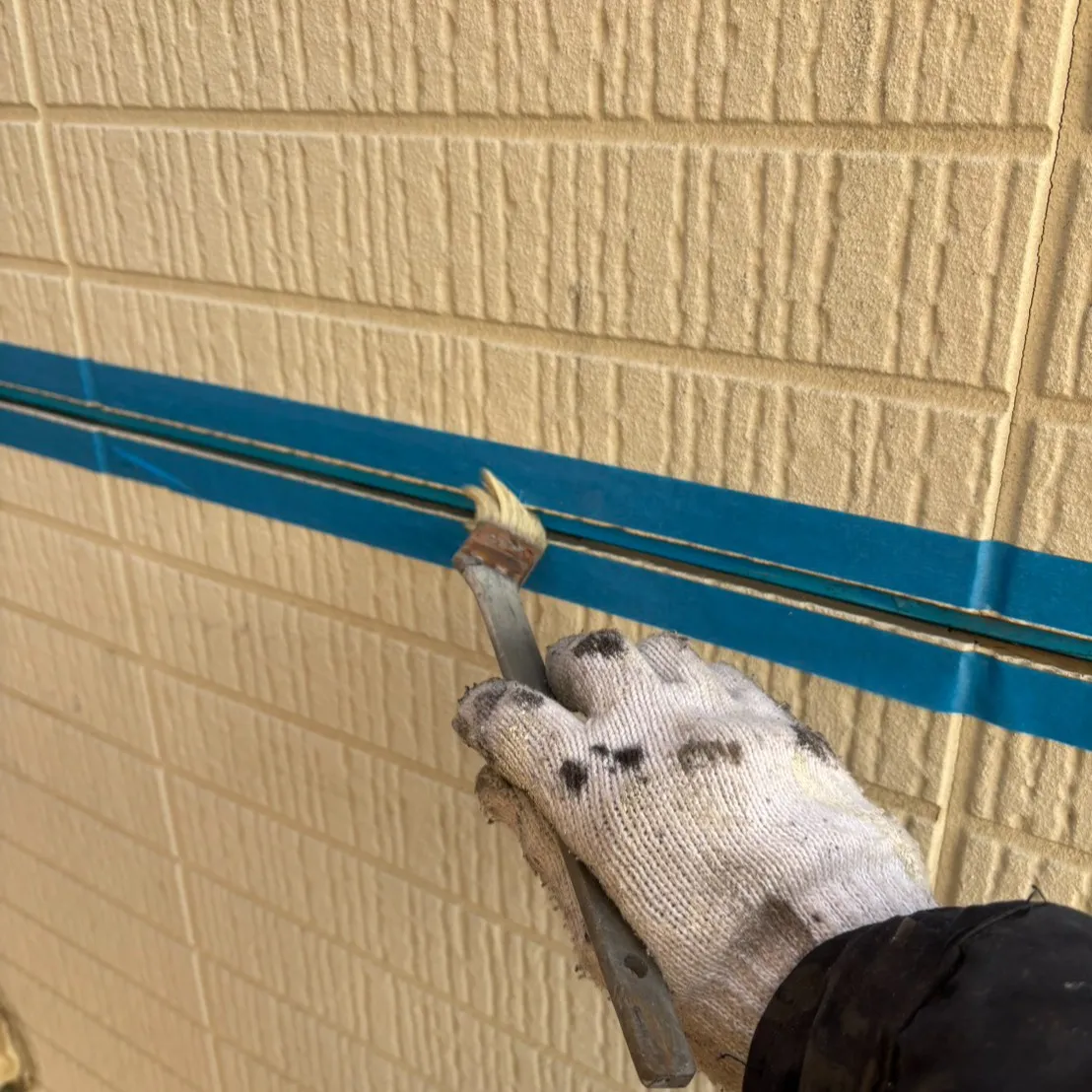 ー松戸市Ｔ様邸コーキング打ち込み（屋根・外壁塗装工事）－