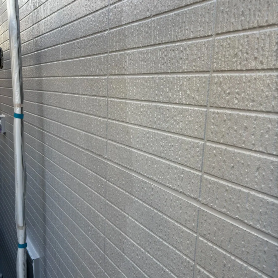 ー松戸市T様邸外壁上塗り完了他(屋根・外壁塗装工事)-