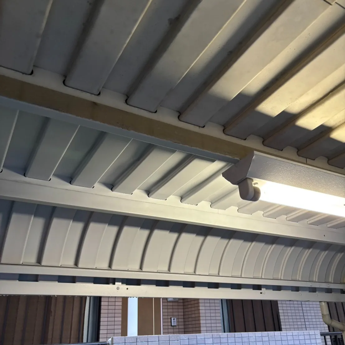 ー船橋市Y様下塗り他（駐輪場塗装）－