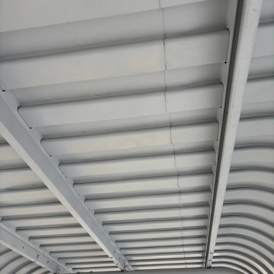 ー船橋市Y様下塗り（駐輪場塗装工事）－