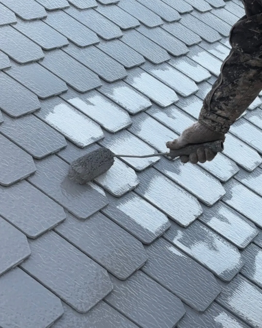 ー松戸市T様邸屋根中塗り他（屋根・外壁塗装工事）－