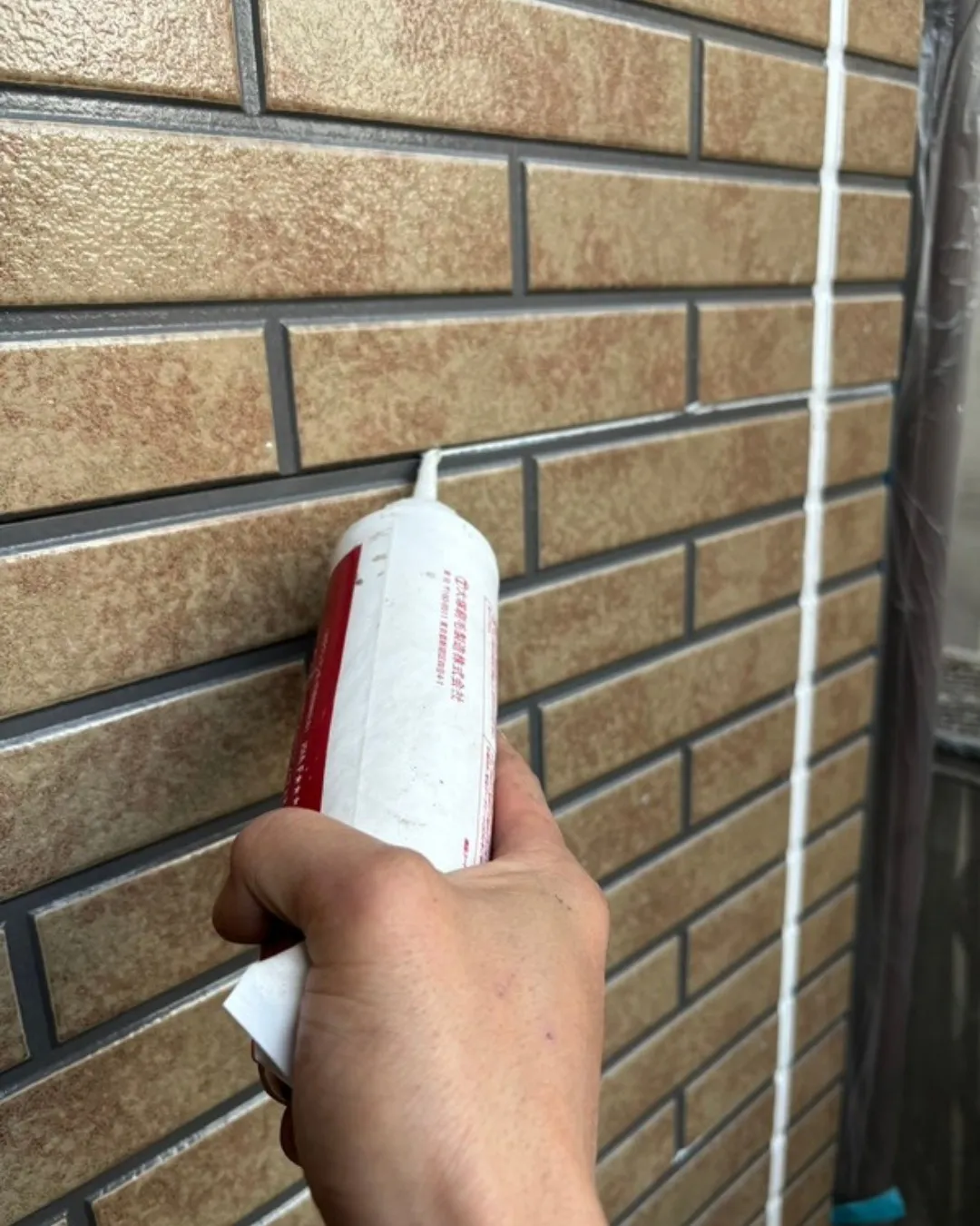 ー松戸市T様邸破風板下塗り他（屋根・外壁塗装工事）－