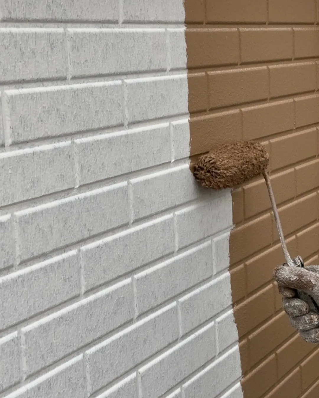 ー松戸市T様邸外壁中塗り（屋根・外壁塗装工事）－