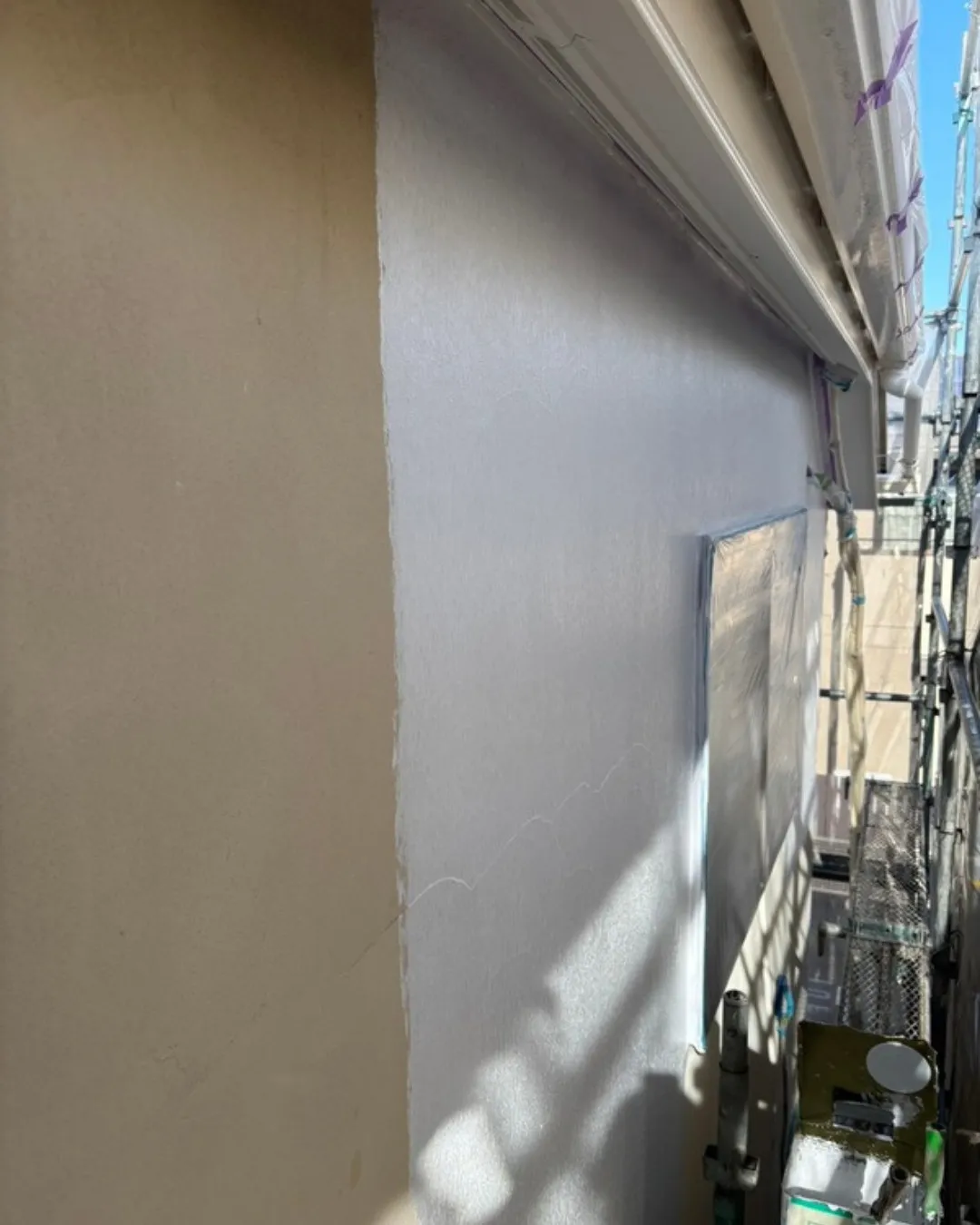 ー市川市N様邸外壁下塗り(屋根・外壁塗装工事)-