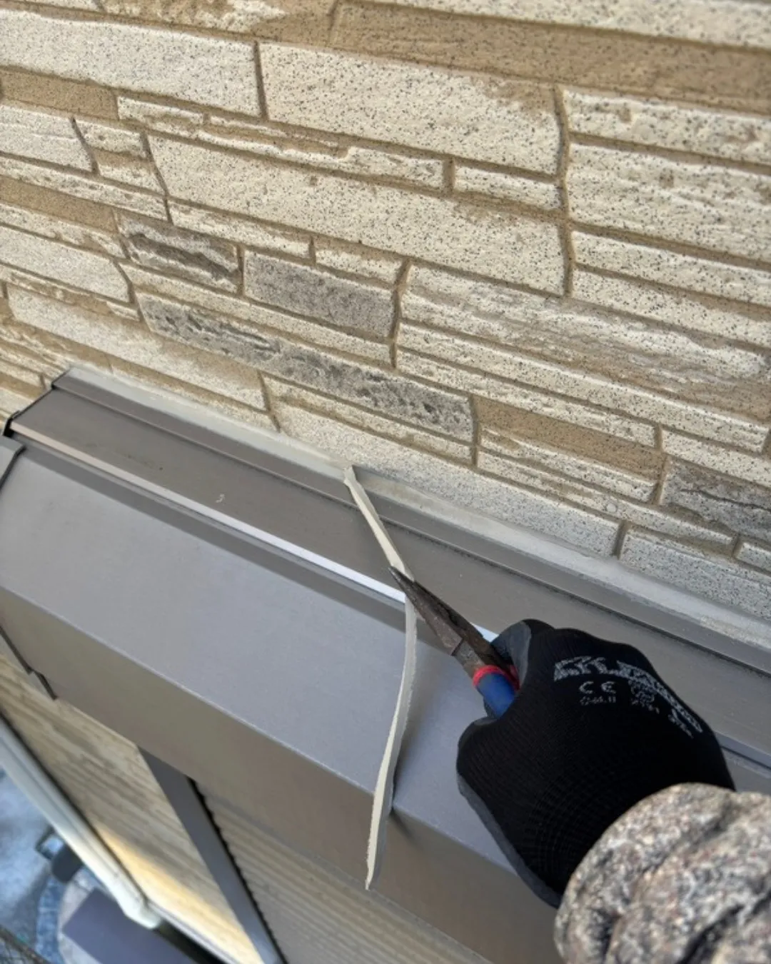 ー松戸市I様邸コーキング撤去（外壁塗装工事）－