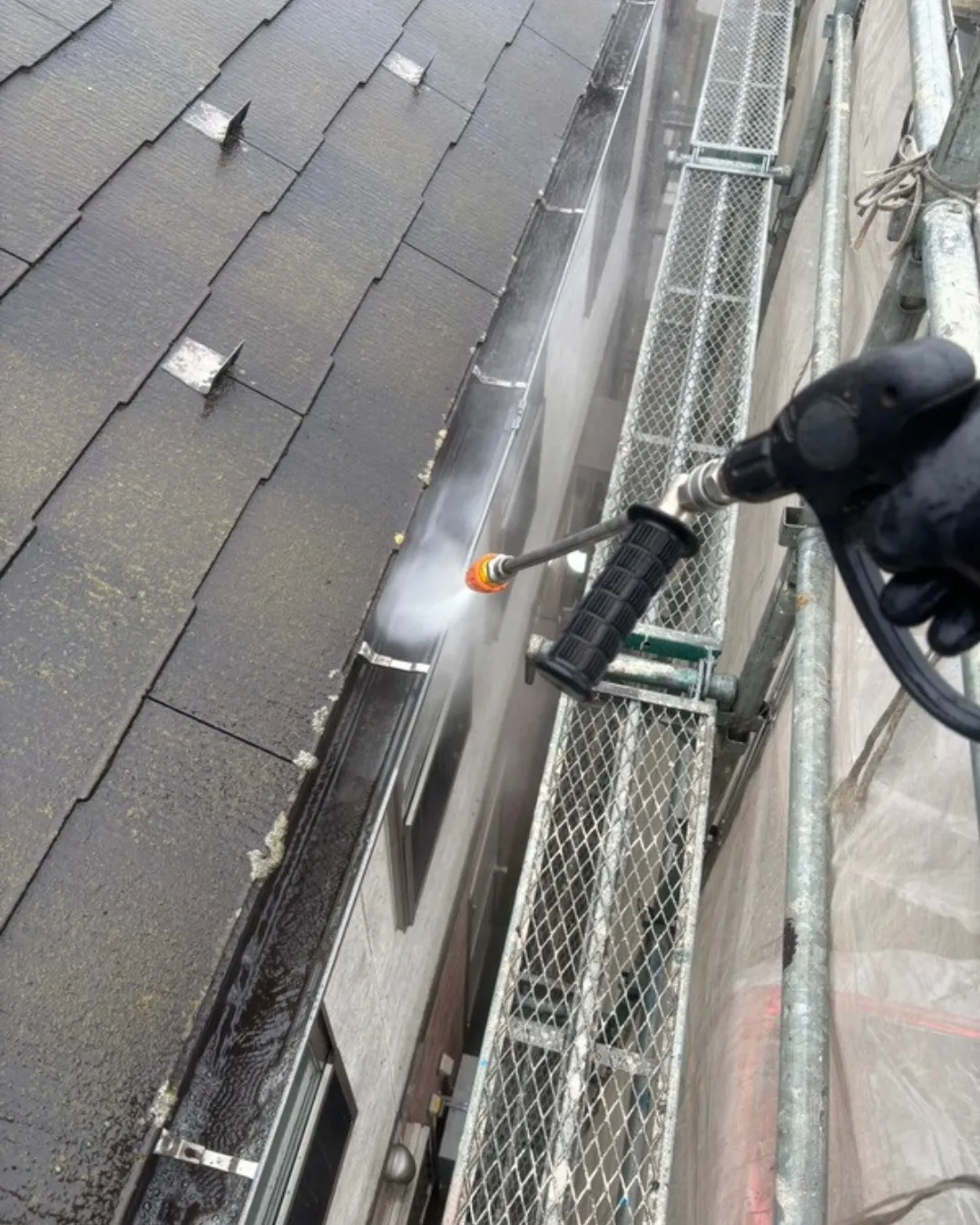 ー松戸市K様邸高圧洗浄（屋根・外壁塗装工事）－