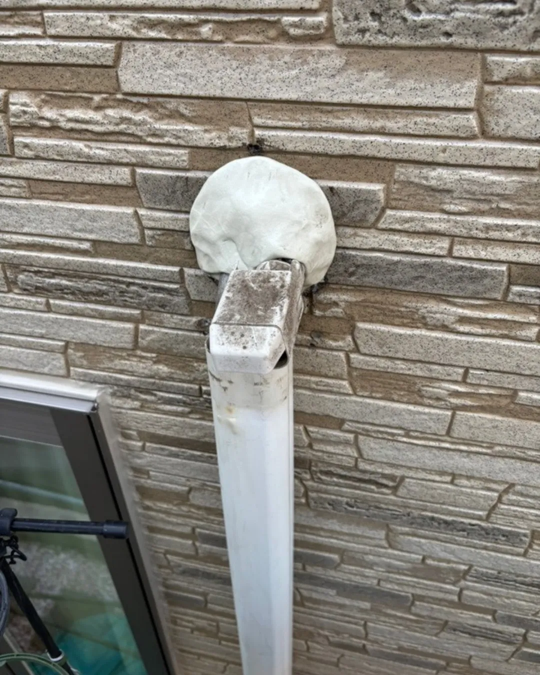 ー松戸市I様邸コーキング打ち込み(外壁塗装工事)-