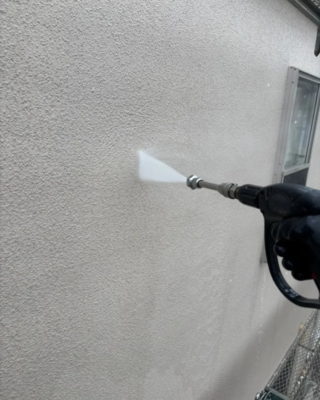 ー市川市O様邸高圧洗浄（屋根・外壁塗装工事）－