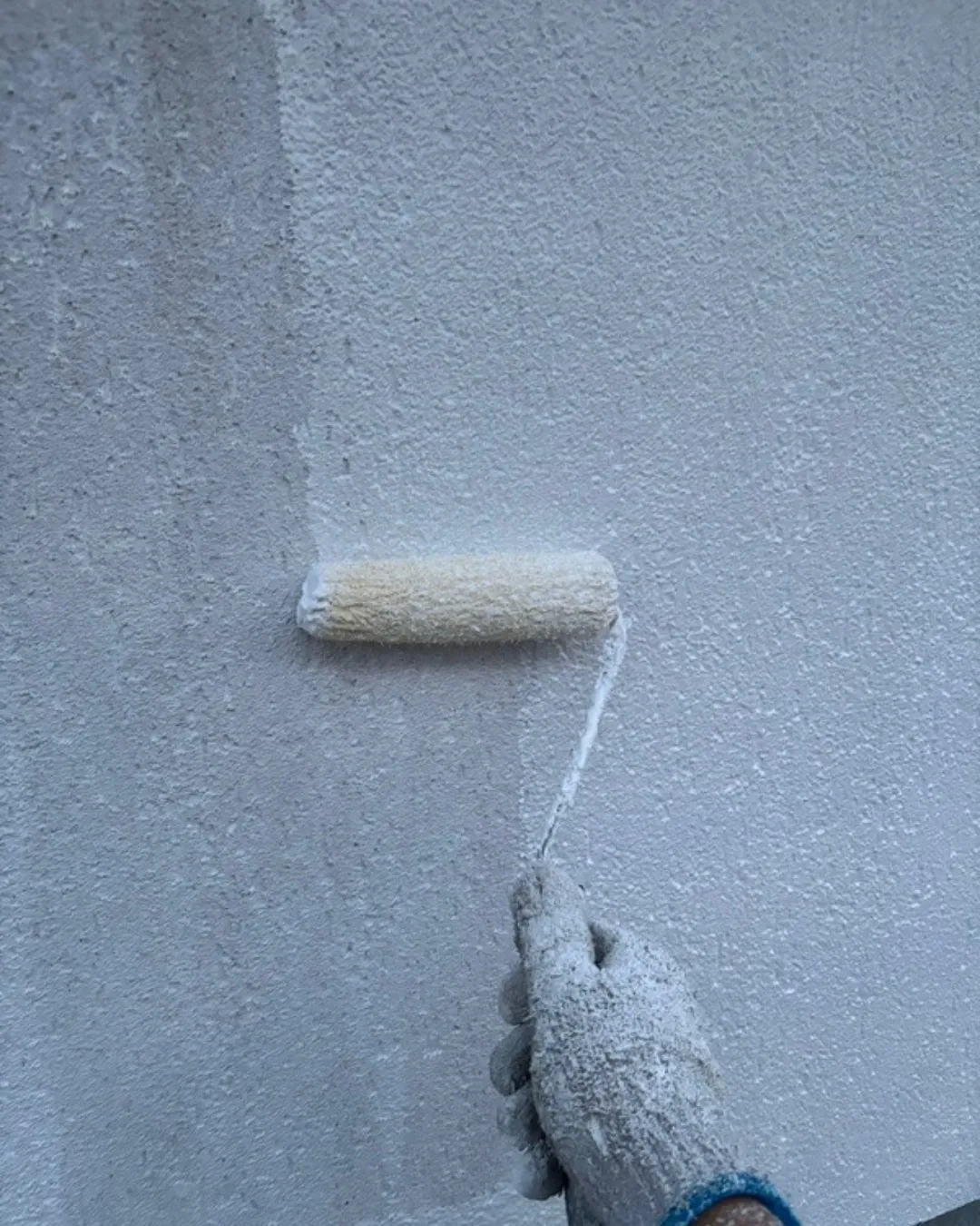 ー市川市O様邸外壁下塗り（屋根・外壁塗装工事）－