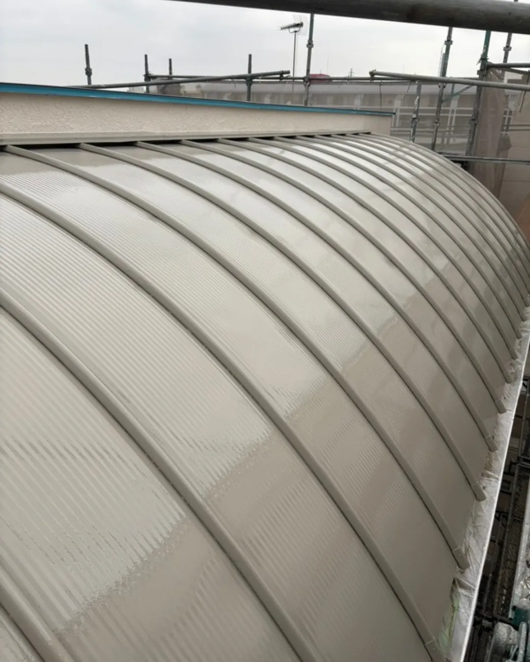 ー市川市O様邸屋根中塗り他（屋根・外壁塗装工事）－