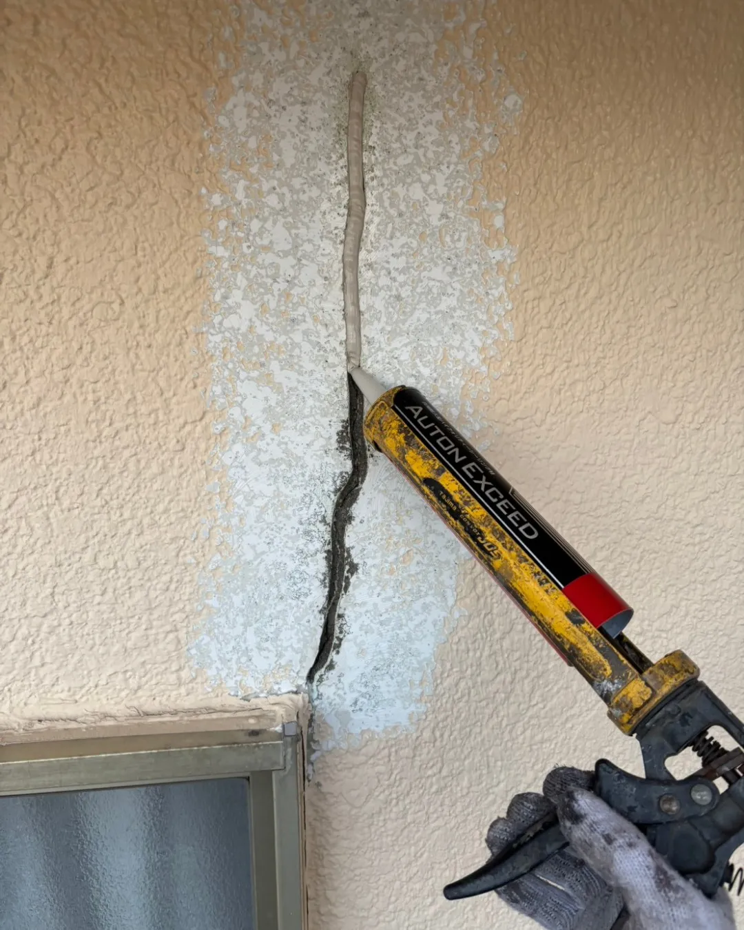 ー松戸市M様邸クラック補修他（屋根・外壁塗装工事）－