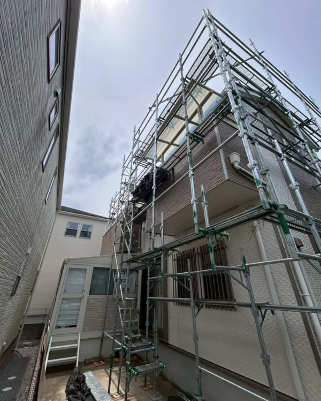 ー松戸市N様邸足場組立（屋根・外壁塗装工事）－