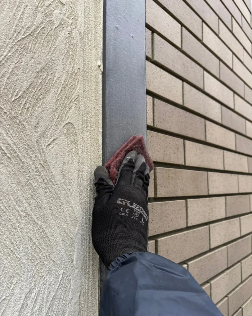 ー松戸市I様邸ケレン作業（屋根・外壁改修工事）－